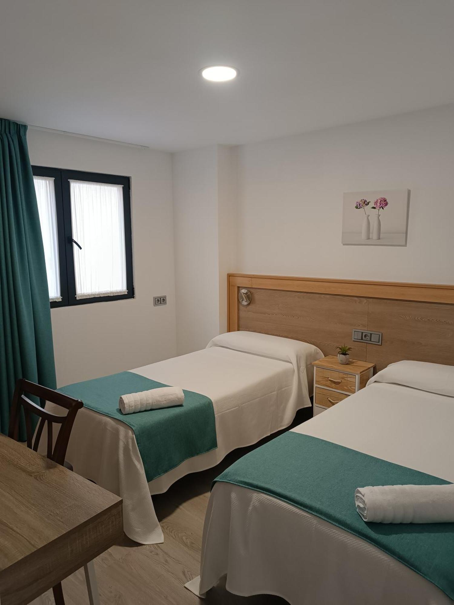 Apartamentos Turisticos Avila Puerta De San Isidro 1-4 Zewnętrze zdjęcie